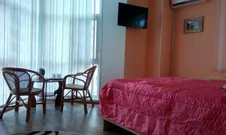 Гостиница Filin i Sova Mini Hotel Владивосток Двухместный номер с двуспальной кроватью-5